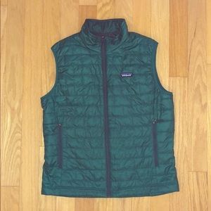Patagonia Nano puff vest NWOT Large